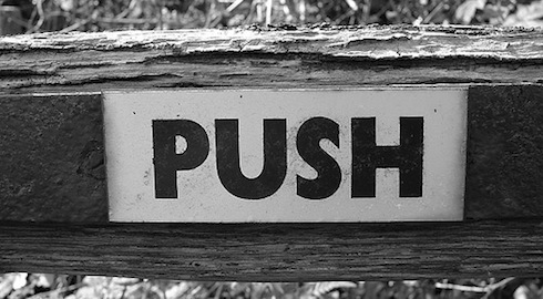 2469839847_476ae7d304